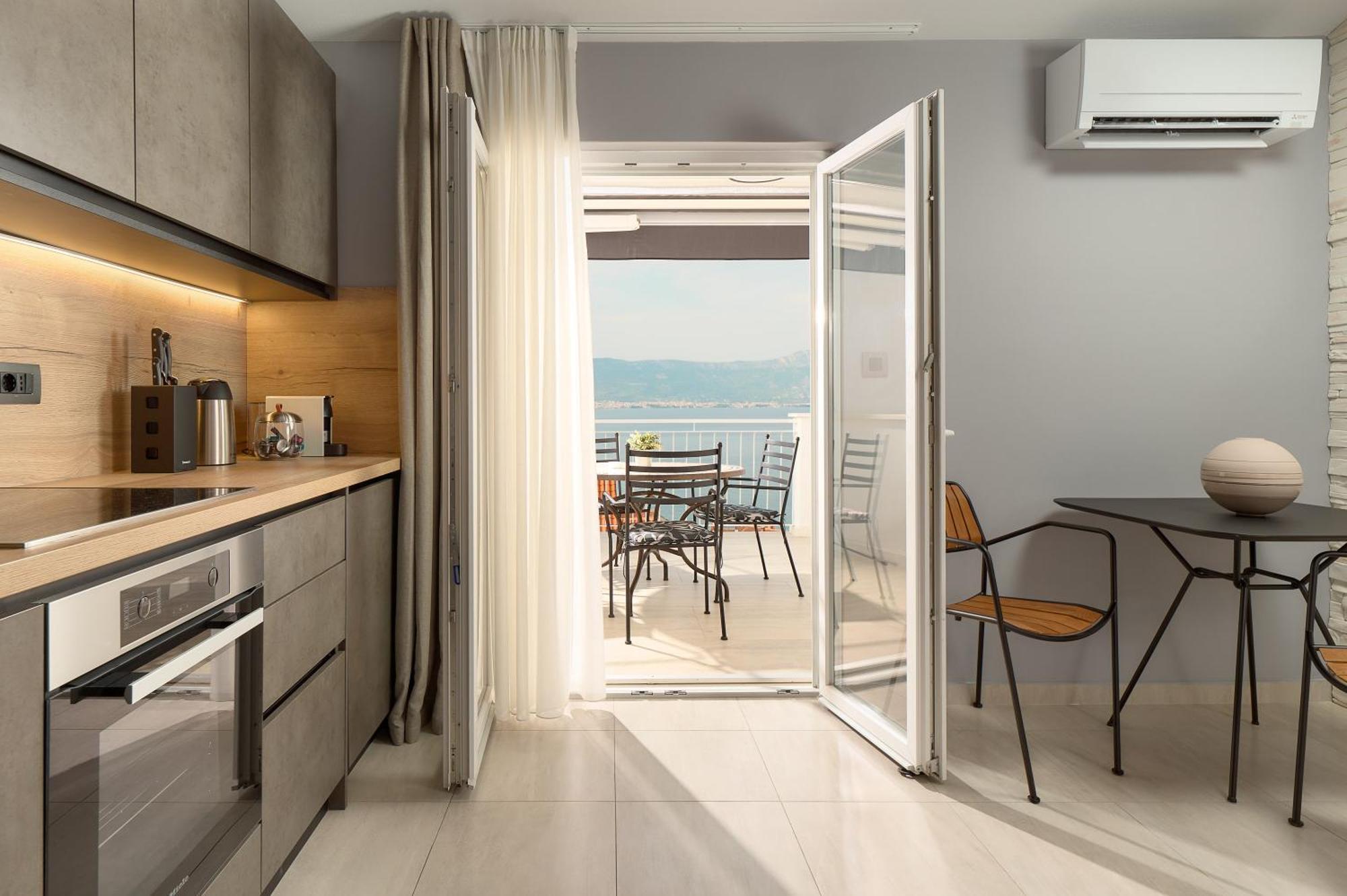 Apartments Ziggy Star Slatine Esterno foto